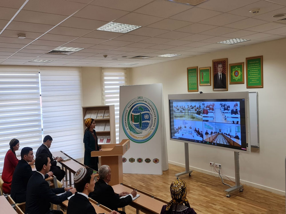 Sanly wideoaragatnaşyk arkaly maslahat geçirildi