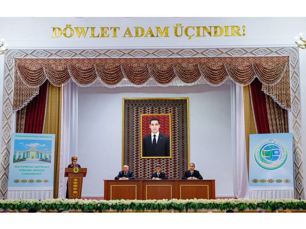 Halkara parahatçylyk we ynanyşmak ýyly hem-de Ýeňiş güni mynasybetli ylmy-amaly maslahat geçirildi