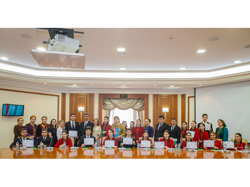 Students of Turkmen State University majoring in Social Work completed their practical training