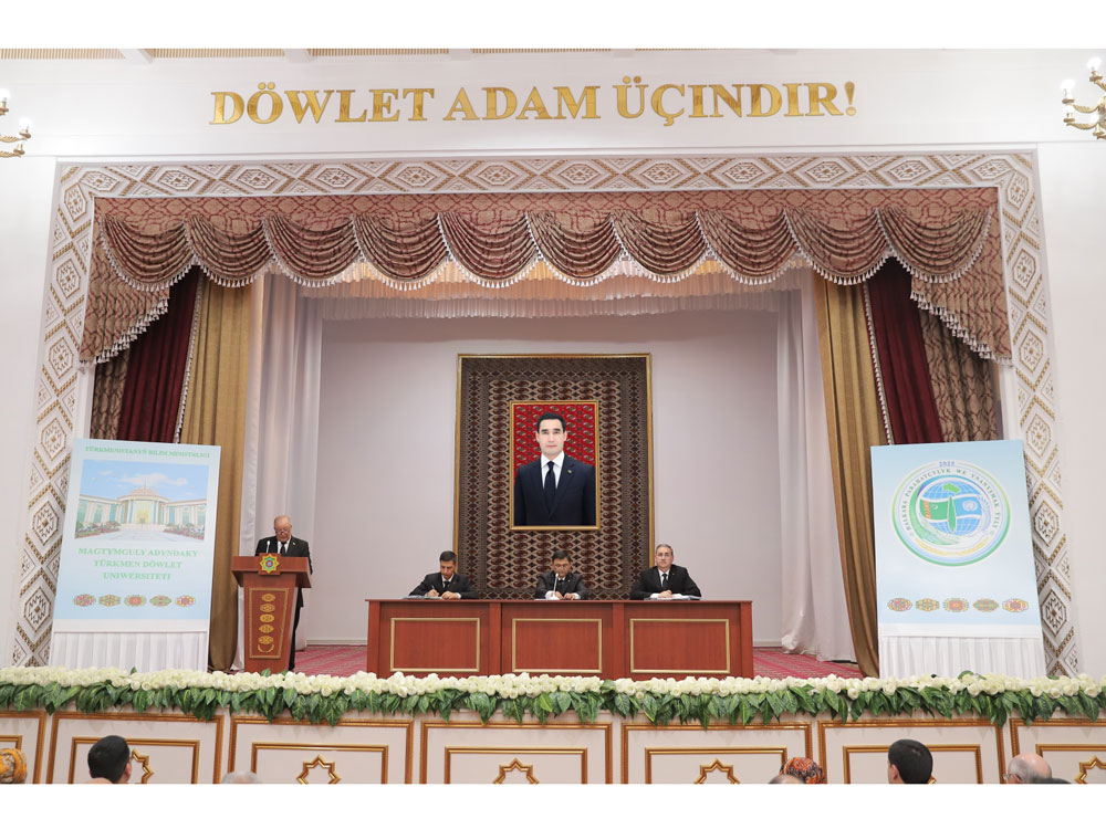 Bilimler we talyp ýaşlar güni mynasybetli ylmy-amaly maslahat