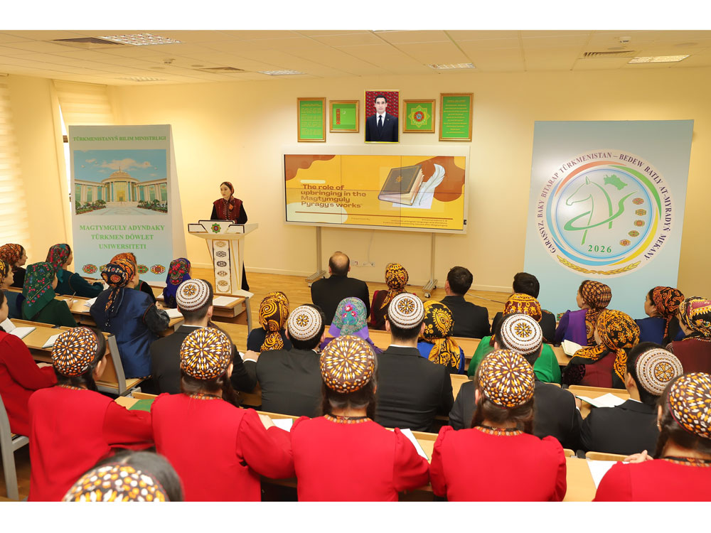 Talyplara daşary ýurt dillerini öwretmegiň tärleri dogrusynda maslahat geçirildi