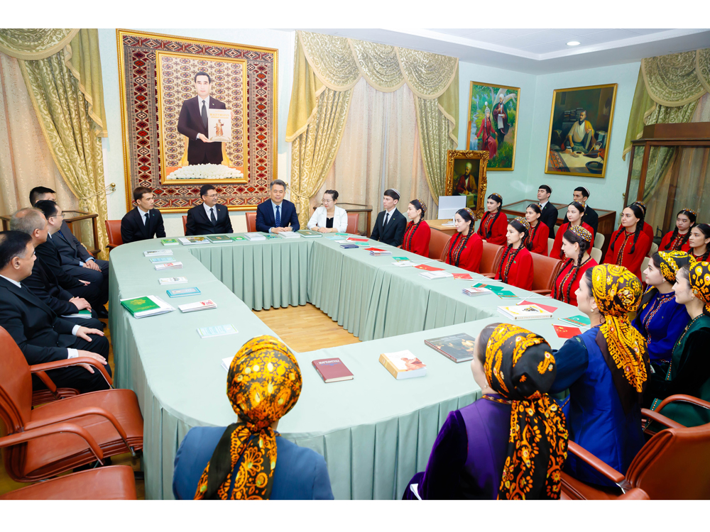 Meeting was held with the Delegation of Xinjiang Normal University